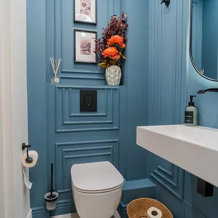 Opal Gem In Old Town Apartment Bucharest