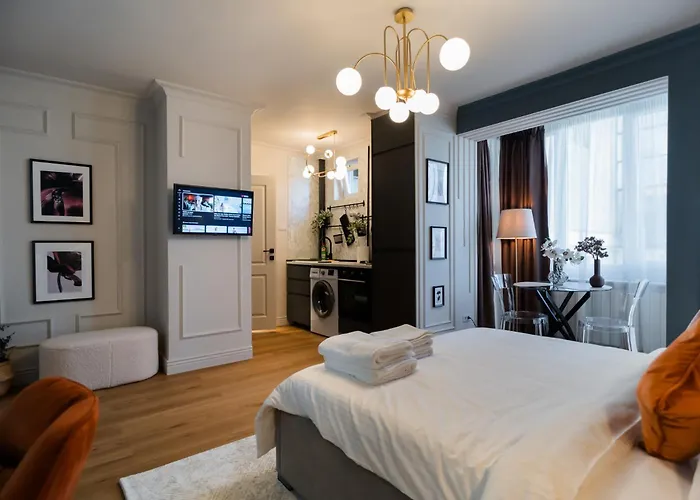 Opal Gem In Old Town * Bukurešť