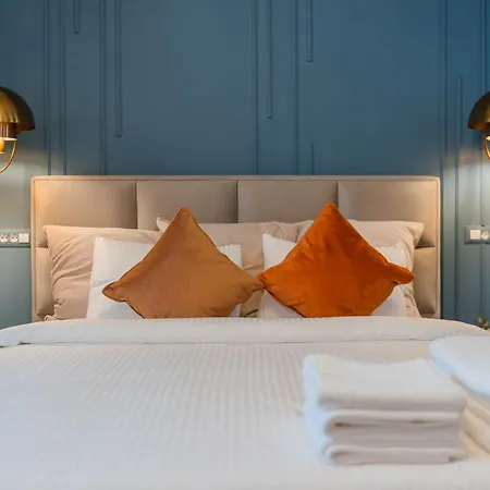 Opal Gem In Old Town * بوخارست